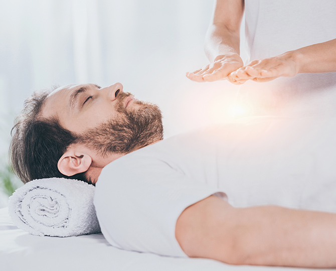 Private Reiki Healing – Personalized session for energy balancing and healing.
